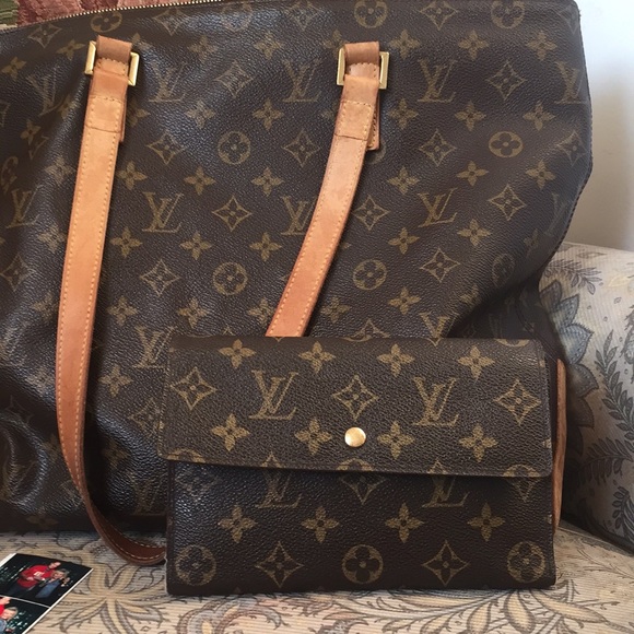 Louis Vuitton Handbags - Beautiful Cabas Louis Vuitton Tote 13x15"